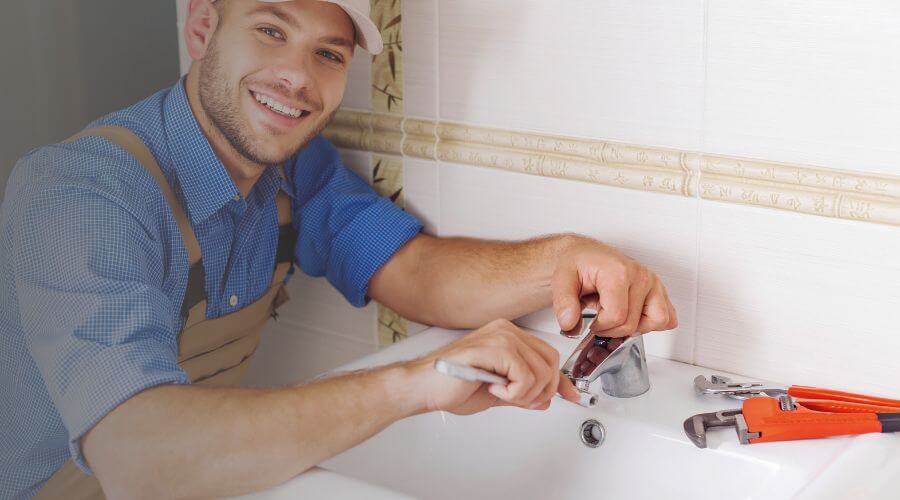 Handle or spout repair in Albany, LA